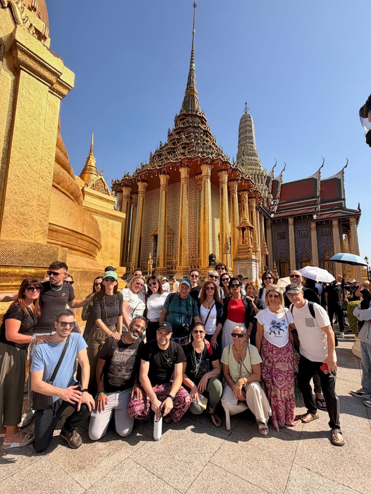 Un gruppo di viaggiatori Viaggi Pop al Grand Palace di Bangkok